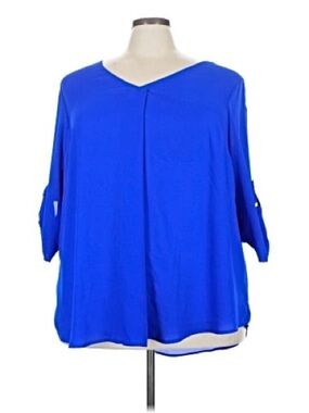 Torrid royal blue blouse in size 2X